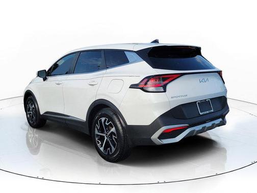 Glacial White Pearl 2023 Kia Sportage EX