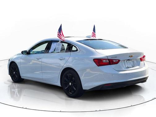 Summit White 2024 Chevrolet Malibu LT