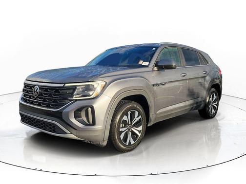 Platinum Gray Metallic 2024 Volkswagen Atlas Cross Sport 2.0T SE