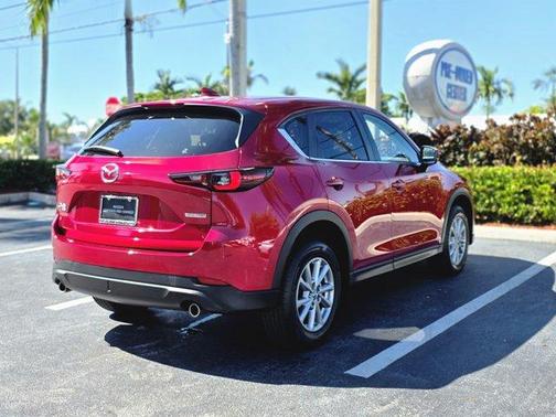 2023 Mazda CX-5 2.5 S Preferred Package