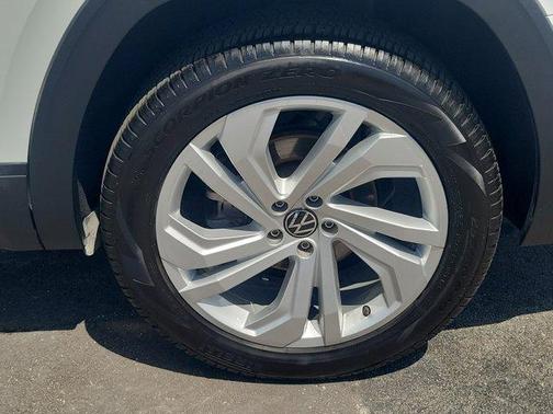 2021 Volkswagen Atlas 2.0T SE w/Technology