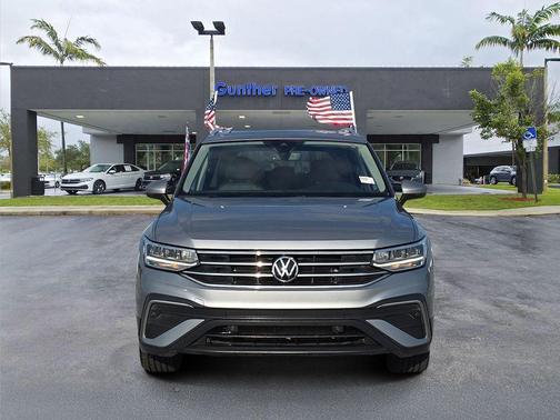 2023 Volkswagen Tiguan 2.0T SE