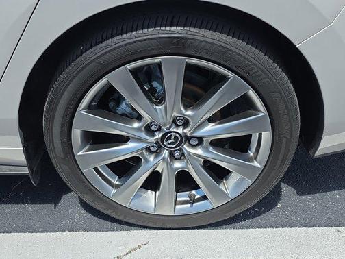 2023 Mazda Mazda3 AWD w/Premium Package