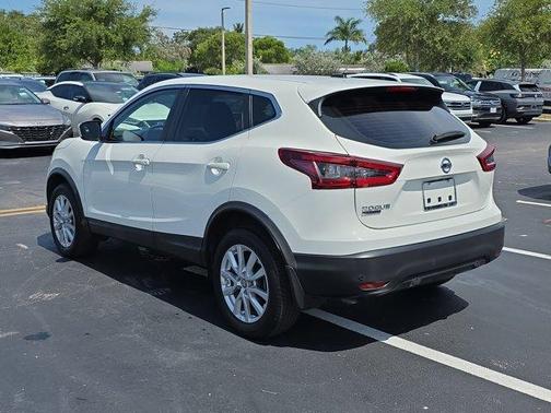 2020 Nissan Rogue Sport S