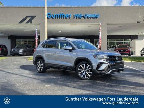 2023 Volkswagen Taos 1.5T SE