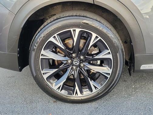Machine Gray Metallic 2024 Mazda CX-90 PHEV Premium