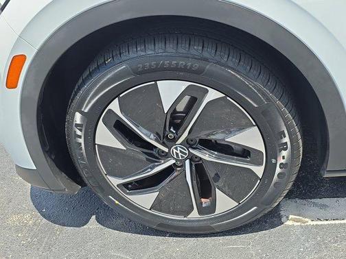 2021 Volkswagen ID.4 Pro