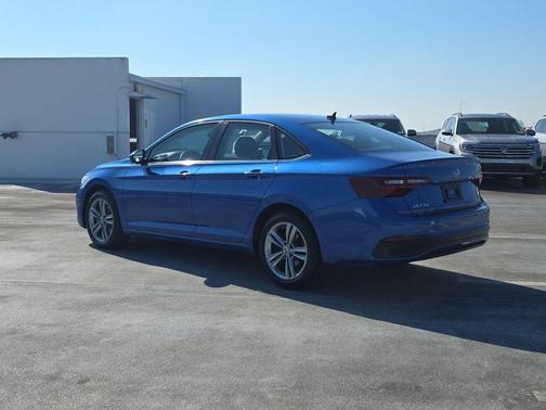 2024 Volkswagen Jetta 1.5T SE