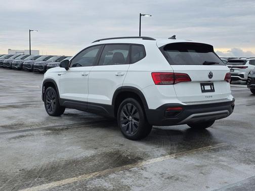2023 Volkswagen Taos 1.5T S