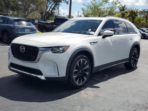 2024 Mazda CX-90 PHEV Premium