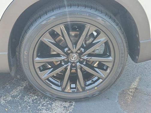 2022 Mazda CX-9 Touring Plus