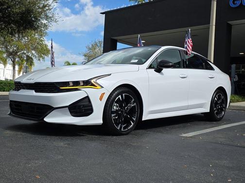 2023 Kia K5 GT-Line