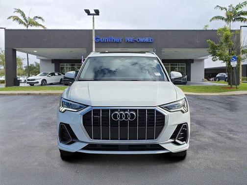 2024 Audi Q3 45 S line Premium