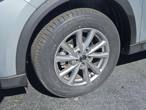 2023 Mazda CX-5 2.5 S Preferred Package