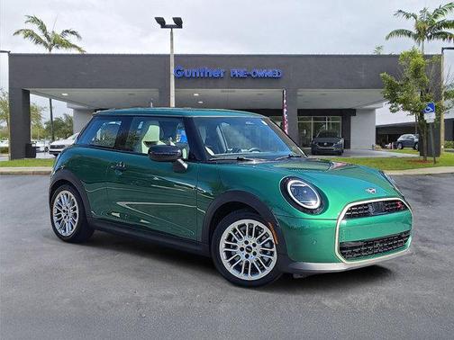 2025 MINI Hardtop 
