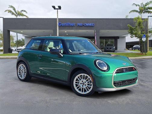 2025 MINI Hardtop 
