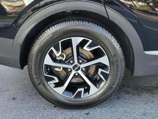 Ebony Black 2023 Kia Sportage EX