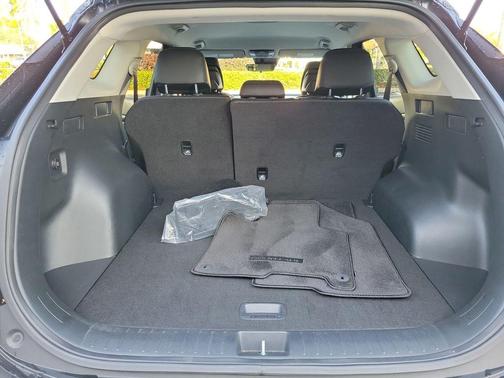 Ebony Black 2023 Kia Sportage EX