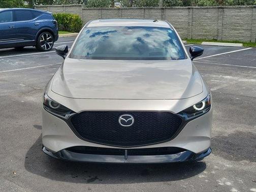 2023 Mazda Mazda3 Premium Plus