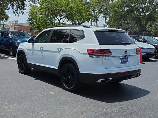 2023 Volkswagen Atlas 3.6L SE w/Technology