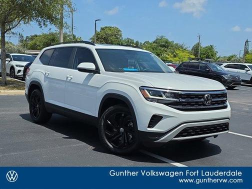 2023 Volkswagen Atlas 3.6L SE w/Technology