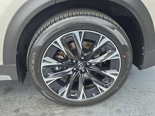 2024 Mazda CX-90 PHEV Premium
