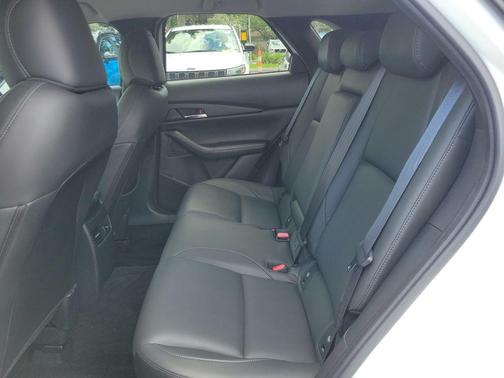 Snowflake White Pearl 2023 Mazda CX-30 2.5 S Preferred Package