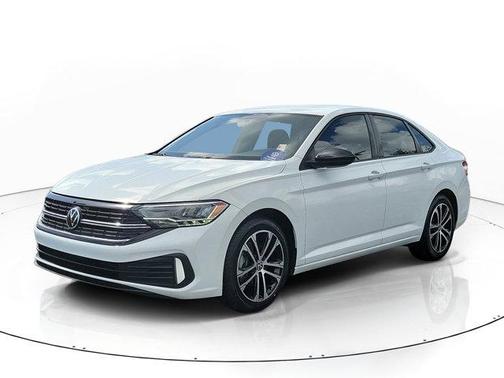 Pure White 2022 Volkswagen Jetta 1.5T Sport