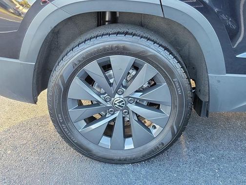 2024 Volkswagen Taos 1.5T S