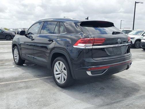 2021 Volkswagen Atlas Cross Sport 2.0T SE w/Technology