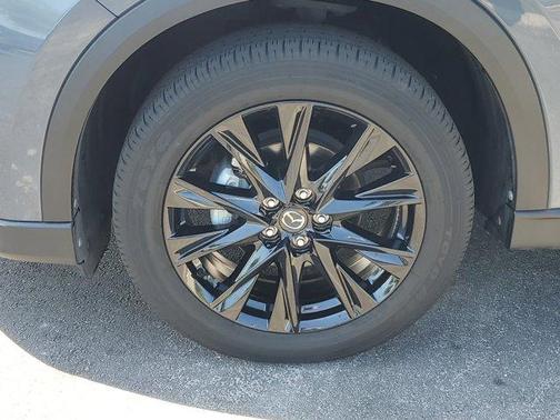 2023 Mazda CX-5 Carbon Edition