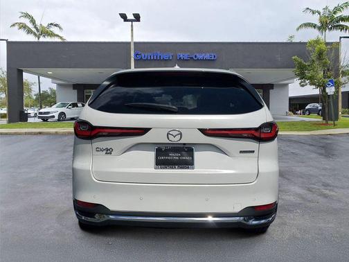2024 Mazda CX-90 PHEV Premium Plus