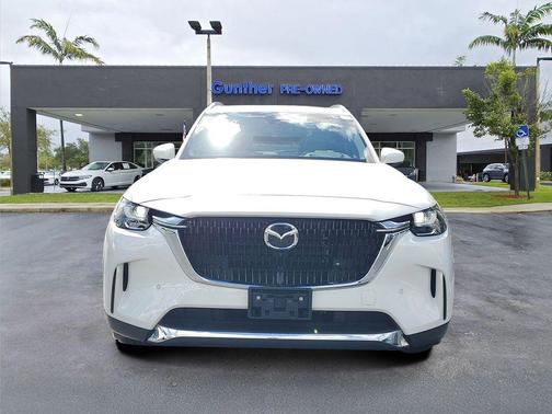 2024 Mazda CX-90 PHEV Premium Plus