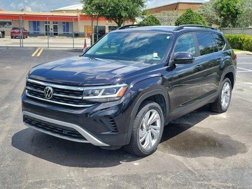 2022 Volkswagen Atlas 3.6L SE w/Technology