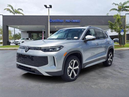 2025 Volkswagen Tiguan 2.0T SE