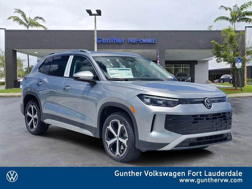 2025 Volkswagen Tiguan 2.0T SE