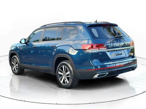 Tourmaline Blue Metallic 2022 Volkswagen Atlas 2.0T SE