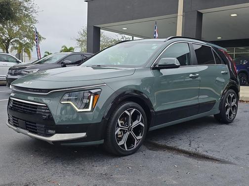 2023 Kia Niro SX Touring