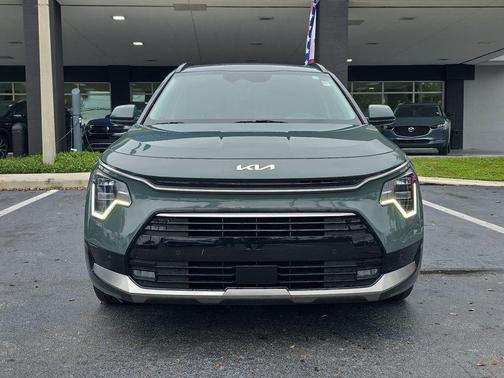 2023 Kia Niro SX Touring