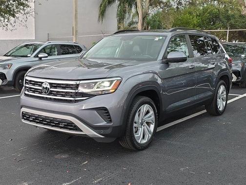 2022 Volkswagen Atlas 2.0T SE w/Technology