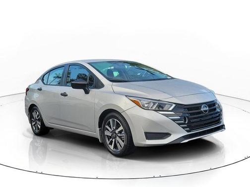 Brilliant Silver Metallic 2023 Nissan Versa S