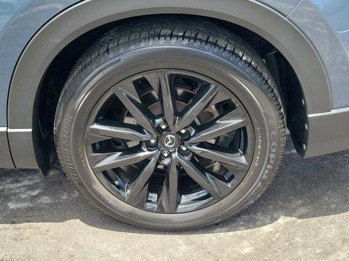 2022 Mazda CX-9 Carbon Edition