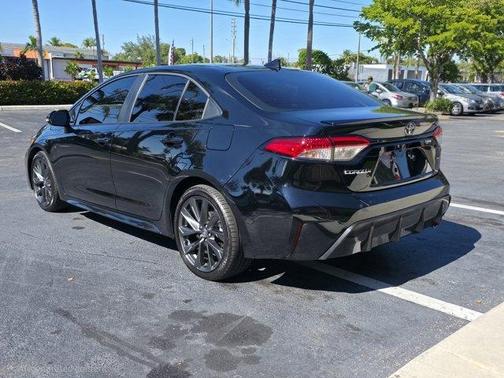 2025 Toyota Corolla SE