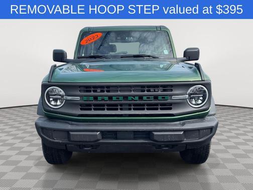 Eruption Green Metallic 2023 Ford Bronco Base