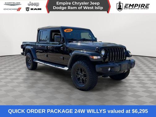 Black Clearcoat 2022 Jeep Gladiator Sport