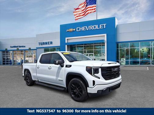 2022 GMC Sierra 1500 Elevation