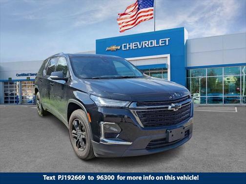 2023 Chevrolet Traverse LT Leather