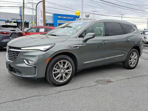 2022 Buick Enclave AWD Essence