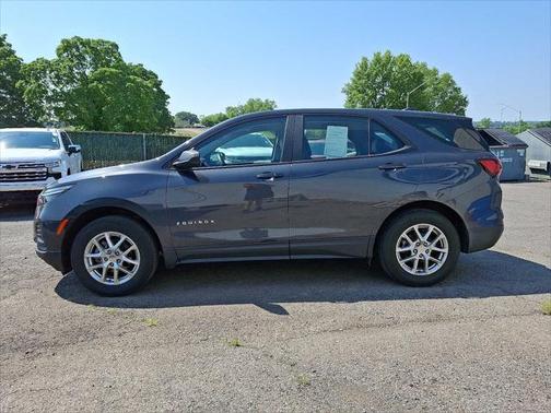 2022 Chevrolet Equinox LS