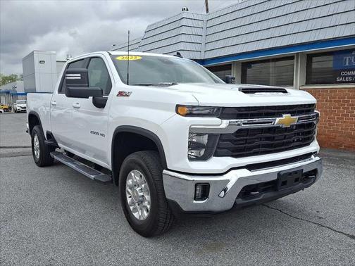 2024 Chevrolet Silverado 2500 LT